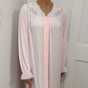 Shadowline Vintage Pale Pink Rose Nightgown